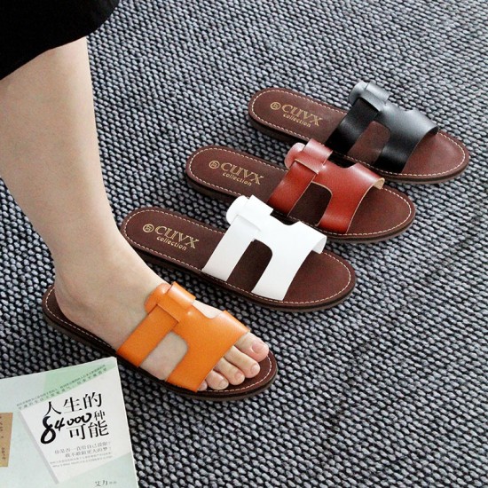 Wholesale Hot-Selling Slippers: Chaozhou Crafted Shoes: Women's Fashionable Flat Non-Slip Slippers